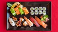 Objednať S.56 Sushi set (18 ks)