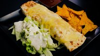 Hozzáadás a kosárhoz vegetáriánus Burrito, salátával és tortilla chipssel