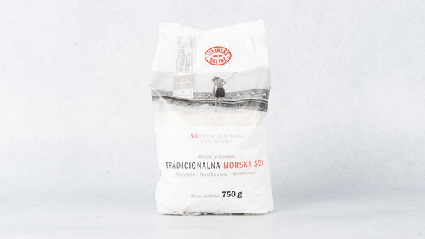 Tradicionalna nemleta nejodirana nerafinirana morska sol, Piranske ...