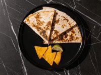 Objednať QUESADILITO by Crispyto
