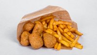 Objednať Cheese cubes and fries