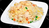 Objednať M32. Smažená rýže s kuřecím masem