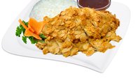 Objednať M17. Voňavé a křehké kuře s mandlemi a rýží
