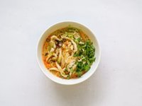 Objednať 68.Udon Beef Red Curry