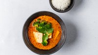 Objednať Red curry, jasmínová ryža 🌶 + nápoj