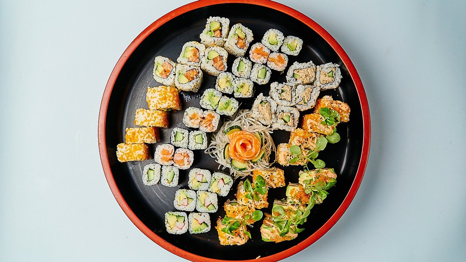 Kamon Sushi Bar Friedensstraße Frankfurt Am Main Kamon Sushi Bar | Wolt | Lieferservice | Frankfurt