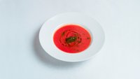 Objednať Rajčatová polévka s bazalkovým pestem 🌱