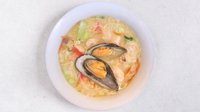 Objednať 29 - Mořské plody s rýžovými nudlemi v polévce