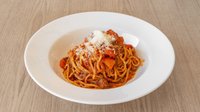 Objednať Spaghetti Bolognese s čerstvými rajčaty a sýrem Grana Padano