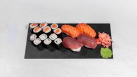Objednať Sushi set 22