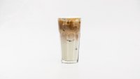 Objednať Orieškové Ľadové Caffé Latte veľké