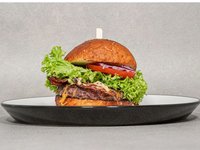 Objednať Bacon burger 180g