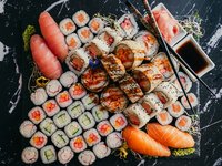 Objednať 🥳 S4. Sushi set 56 ks po celý den za SUPER cenu🧡
