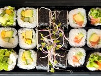 Objednať B. Čerstvý sushi SET 18 ks