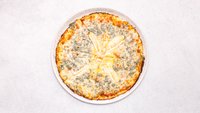 Objednať 3. Pizza Quatro formaggi 36cm