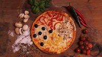 Hozzáadás a kosárhoz Vegyes pizza (28cm)