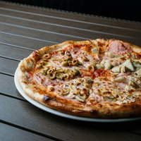 Objednať Quattro Stagioni pizza
