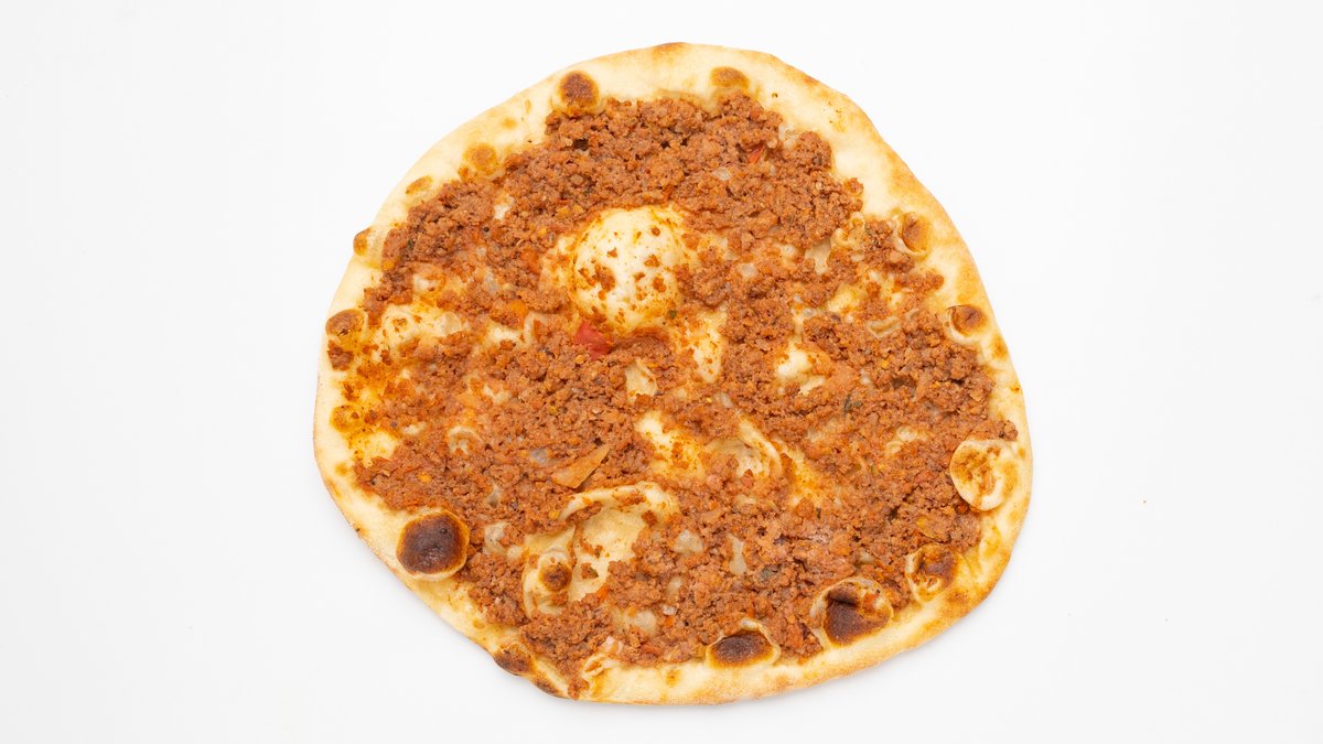 Manakish Pizza with Ground Beef