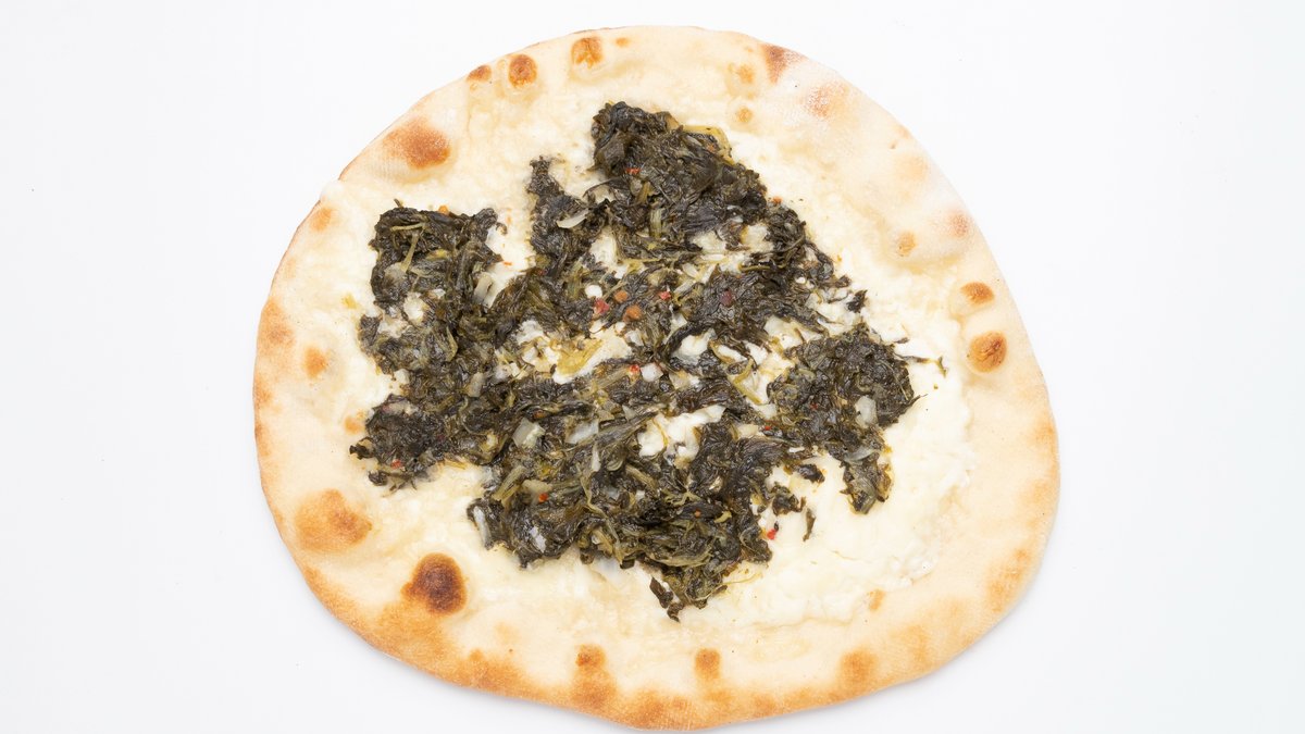 Manakish Pizza with Spinach and Cheese