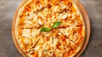 Hozzáadás a kosárhoz Csirkés pizza (32 cm)