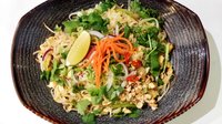 Objednať PAD THAI široké ryžové rezance (OBľÚBENÉ)