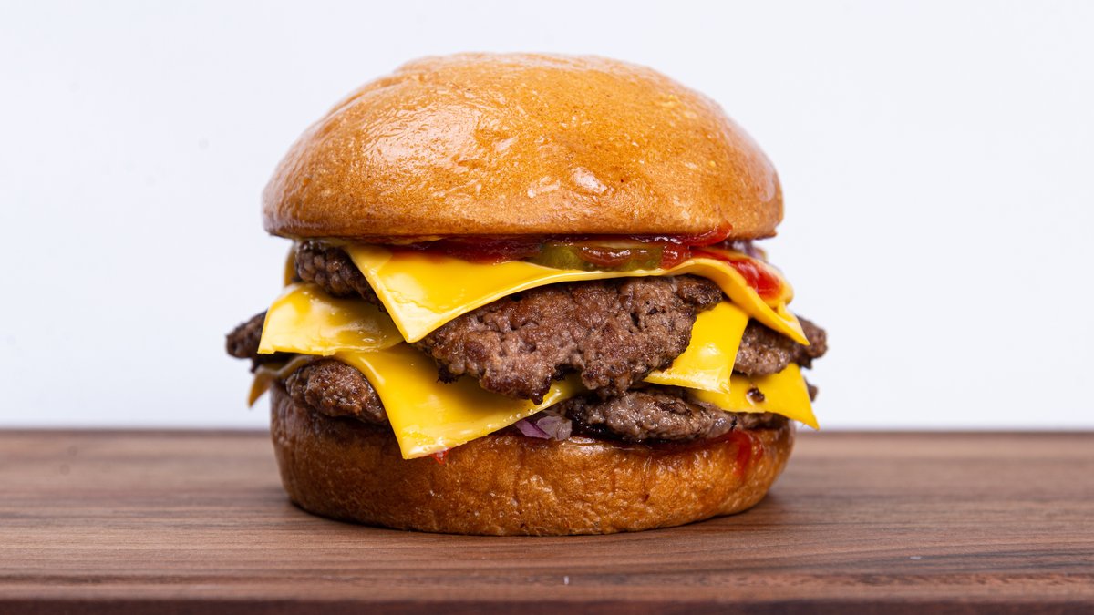 DOUBLE CLASSIC SMASH® BURGER