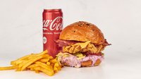 Objednať Bacon chicken crispy burger + fries + drink + dip