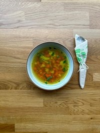Objednať Polievka - Jarná zeleninová polievka