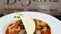 Objednať Štvrtok 1: Paradajkové gnocchi s kuracimi prsiami, olivami a balkánskym syrom