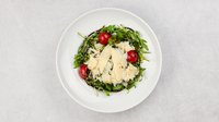 Objednať Insalata rucola, pomodorini e parmigiano