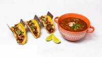 Objednať Vyskladajte si Quesabirria tacos