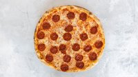 Objednať 6) Salami pizza
