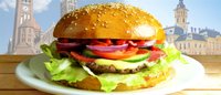 Hozzáadás a kosárhoz Szalámis hamburger  kicsi, sertéshússal +sült krumpli +0.33l-es coca-cola