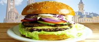 Hozzáadás a kosárhoz Húsimádó hamburger  kicsi, marhahússal +sült krumpli +0.33l-es coca-cola