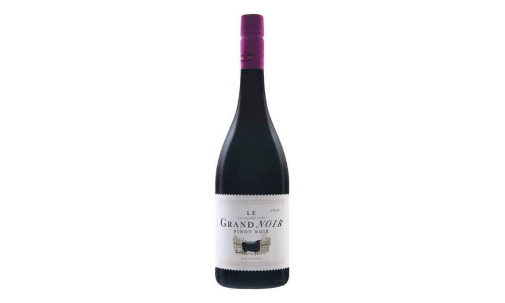 Grand pinot noir. Grand Pinot Noir вино. Legrand Noir Pinot Noir. Вино Ле Гран Нуар Пино Нуар красное полусухое.
