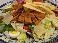 Objednať Caesar salad with chicken / Salát Caesar s kuřecím masem