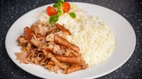 Objednať HOVĚZÍ kebab jasmínová rýže pekingská omáčka
