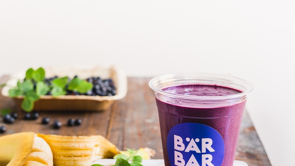 Bär Bar Lentokenttä | Suomalaiseen superfoodiin keskittyvä smoothie- ja  sandwich bar. Valikoimissa smoothiekulhoja, smoothieita, pariloituja  sandwichejä, tuorepuuroa ja shotteja. | Vantaa