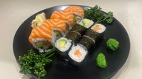 Objednať Sushi set 2 saké Take Away