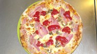 Hozzáadás a kosárhoz Jani féle pizza (28cm)