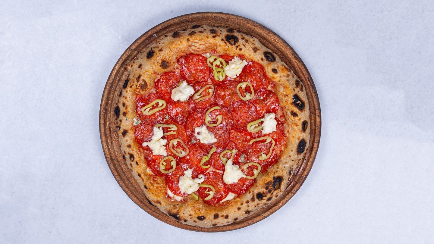 Pizza na drva Mikele Zemun Wolt Delivery Belgrade