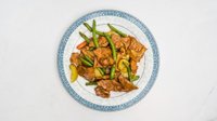Objednať Bravčové mäso na thajský spôsob
