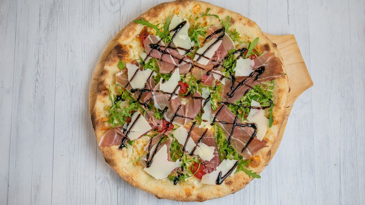 Maturo Pizzeria | Wolt | Delivery | Athens