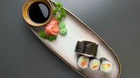 Objednať Sake + avo maki