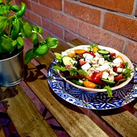 Hozzáadás a kosárhoz  Cézár saláta - Koktélrákkal adag