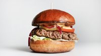 Objednať Classic burger + COCA-COLA 🩵🩵🩵
