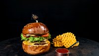 Objednať Classic burger + hranolky + dressing zdarma