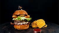 Objednať JACK DANIEL'S burger + hranolky + dressing zdarma
