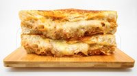 Objednať THE CHEESEFATHER Vegetarian Grilled Cheese Sandwich