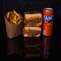 Objednať .SPICY & ILLEGAL SANDWICH DEAL FANTA